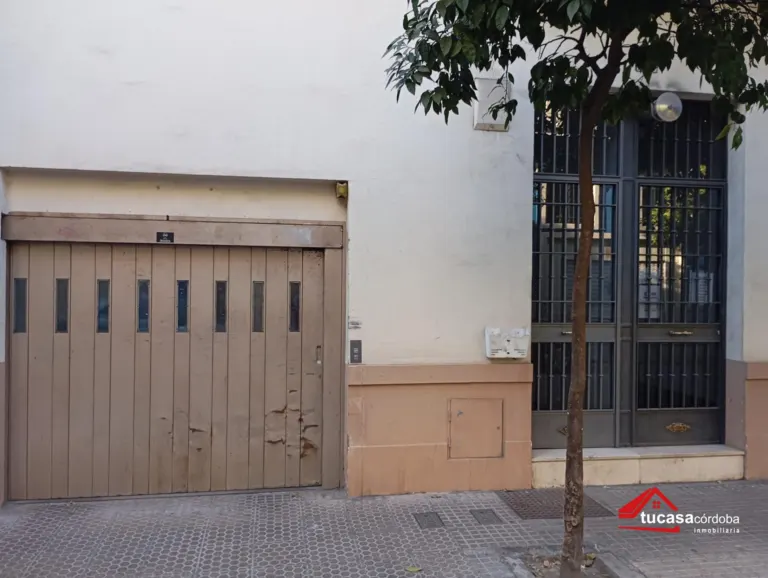 Parking en Medina Azahara