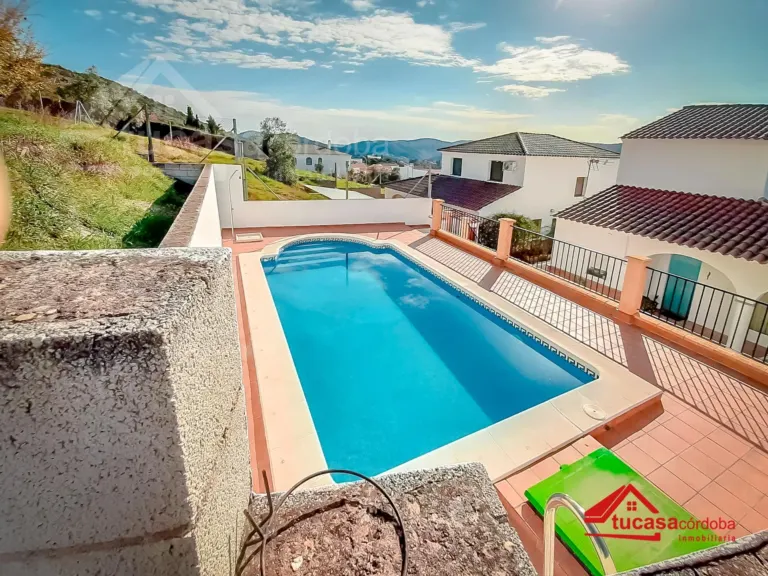 Casa con terreno en Andalucia