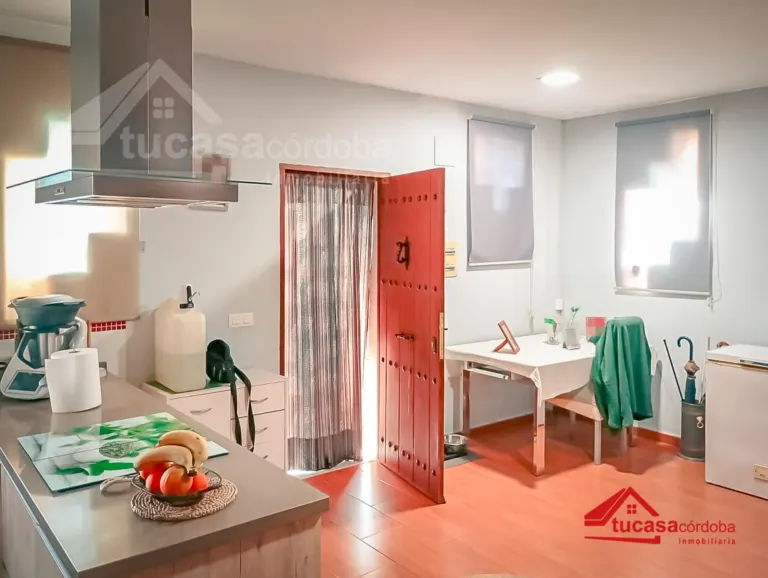 Casa con terreno en El Higuerón