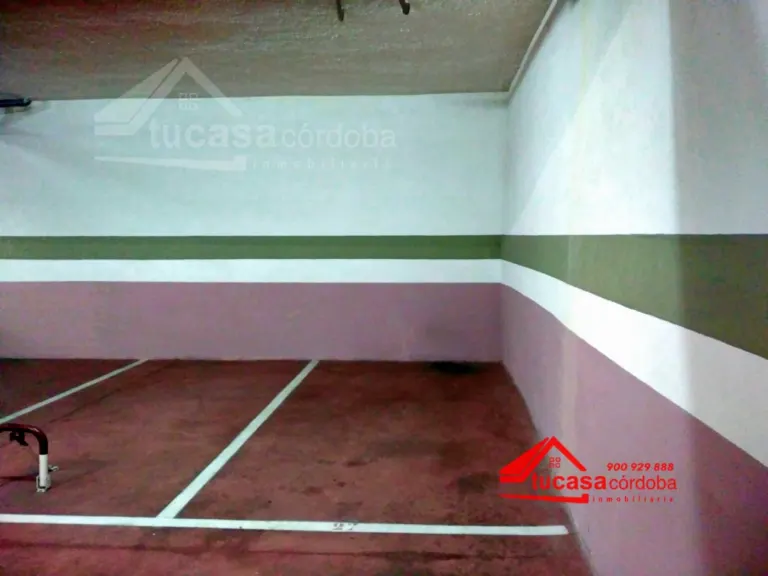 Parking en Arroyo del Moro