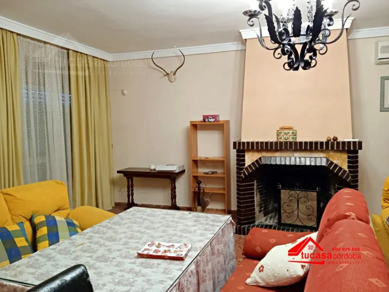 Casa con terreno en Trassierra