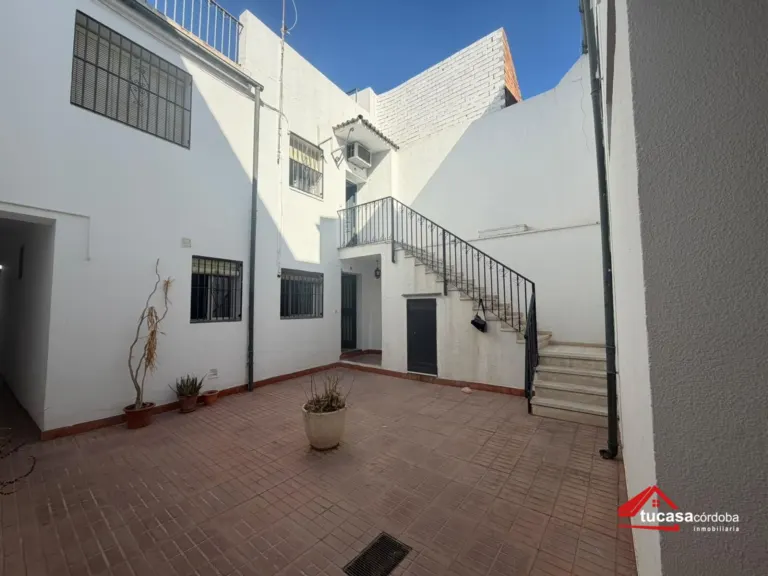 Planta baja en Ollerías