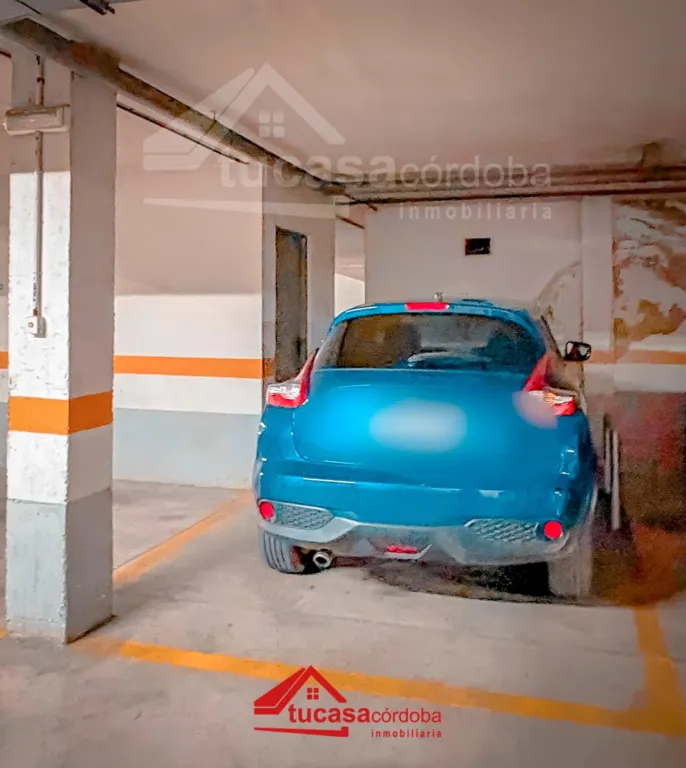Parking en Av. del Aeropuerto