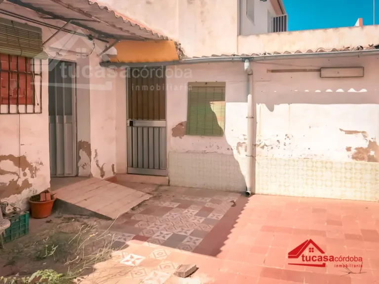Casa en Campo de la Verdad Zona Baja