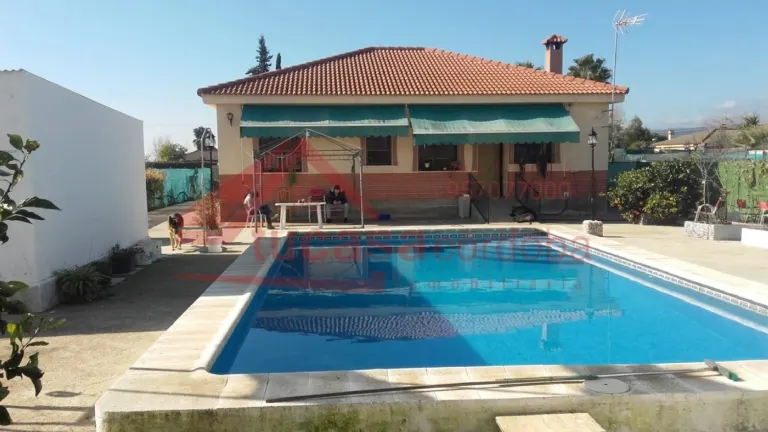 Casa con terreno en Villarrubia