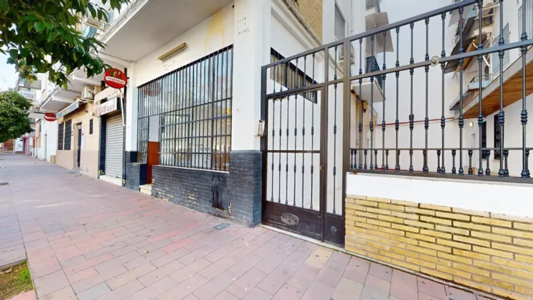 Local comercial en Colonia de la Paz