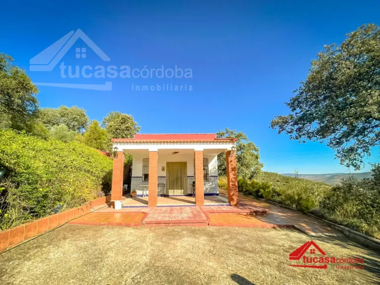 Casa con terreno en Obejo